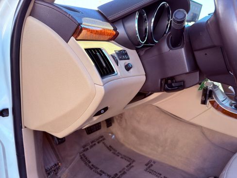 Used 2010 Cadillac CTS Luxury image 25