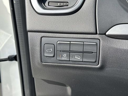 Used 2022 MAZDA CX-9 Touring image 15