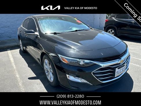 Used 2022 Chevrolet Malibu LT FWD image 1