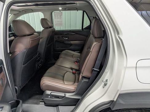 Used 2023 Honda Pilot Elite image 10