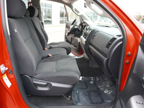 Used 2012 Toyota Tundra 4x4 Double Cab image 14