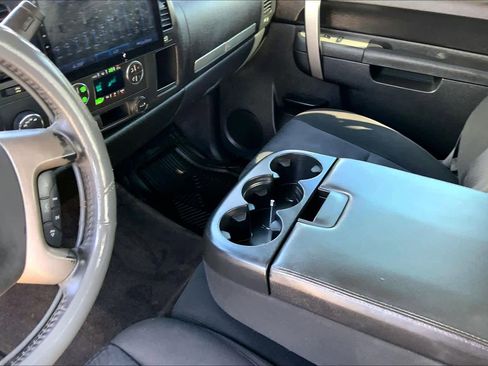 Used 2011 Chevrolet Silverado 1500 LT w/ All-Star Edition AWD/4WD image 15