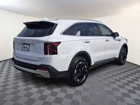 Certified 2025 Kia Sorento S AWD/4WD image 6
