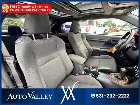 Used 2015 Scion tC FWD image 18