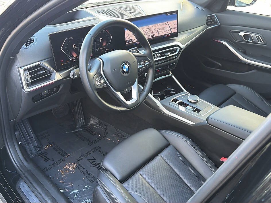 Used 2023 BMW 330i Sedan w/ Premium Package RWD image 5