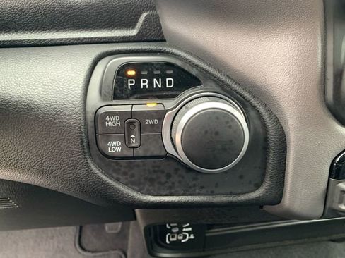 Used 2024 RAM 2500 Big Horn w/ Bed Utility Group image 30