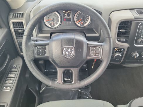 Used 2019 RAM 1500 Tradesman w/ Tradesman SXT Package RWD image 17