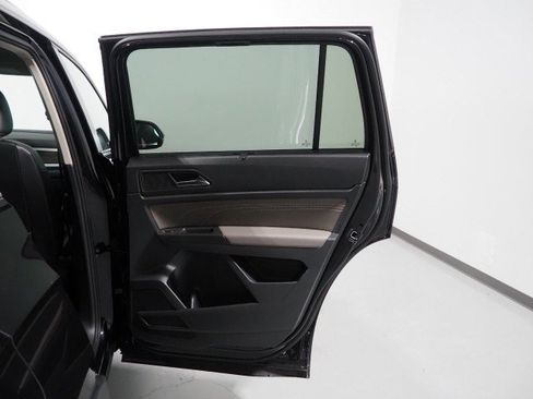 Used 2022 Volkswagen Atlas FWD SE V6 w/ Technology image 47