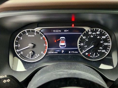 Used 2023 Nissan Rogue SV image 12