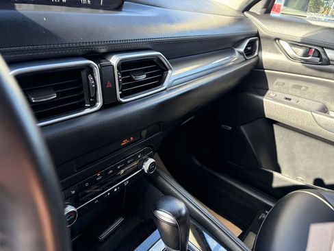 Used 2019 MAZDA CX-5 Touring image 13