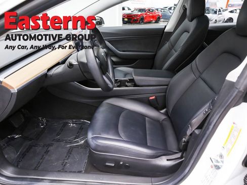 Used 2018 Tesla Model 3 Long Range image 14