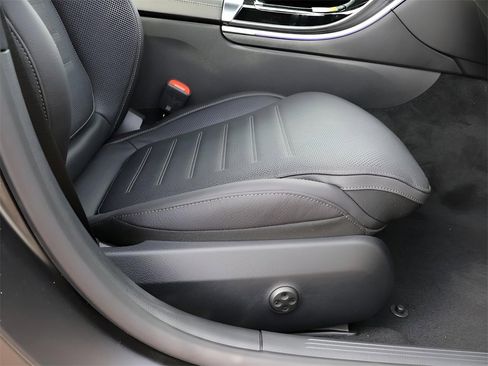 New 2026 Mercedes-Benz C 43 AMG 4MATIC Sedan image 13