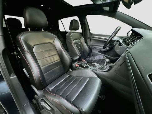 Used 2018 Volkswagen GTI Autobahn FWD image 28