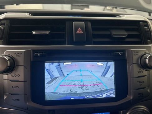 Used 2015 Toyota 4Runner Limited image 12