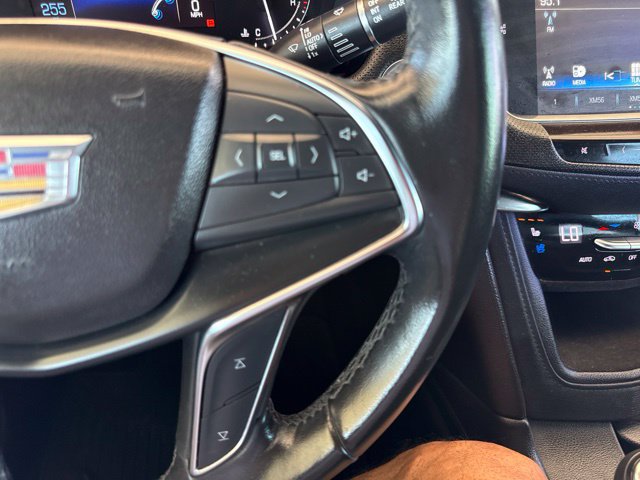 Used 2019 Cadillac XT5 Premium Luxury w/ Sport Package FWD image 17