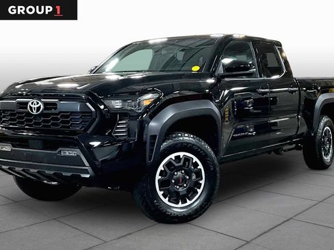 Certified 2025 Toyota Tacoma TRD Off-Road w/ TRD Off Road Upgrade Package AWD/4WD image 1