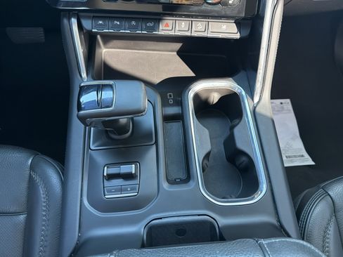 Used 2024 GMC Sierra 1500 Denali w/ Technology Package AWD/4WD image 22