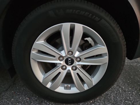 Used 2019 Kia Sportage LX image 26