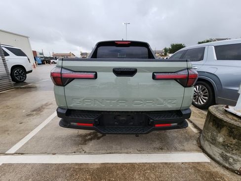 Used 2025 Hyundai Santa Cruz SEL FWD image 5