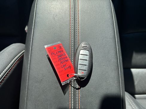 Used 2023 Nissan Altima 2.0 SR image 26