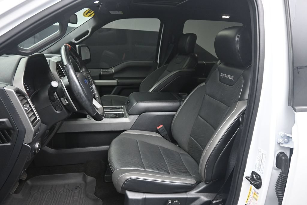 Used 2019 Ford F150 Raptor w/ Equipment Group 802A Luxury AWD/4WD image 18