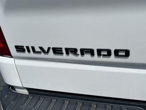 Used 2022 Chevrolet Silverado 1500 High Country w/ LPO, Dark Essentials Package AWD/4WD image 9