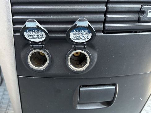 Used 2005 Toyota Sienna CE w/ CE Pkg 1 FWD image 23
