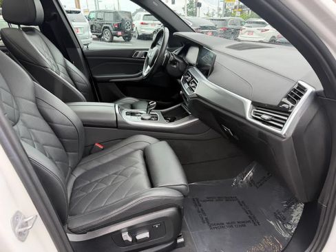 Used 2023 BMW X5 xDrive40i AWD/4WD image 31