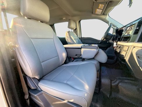 New 2026 Ford F250 XL w/ XL Driver Assist Package image 33