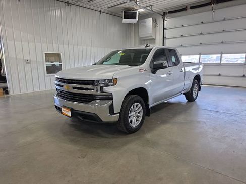 Used 2020 Chevrolet Silverado 1500 LT w/ All-Star Edition AWD/4WD image 4