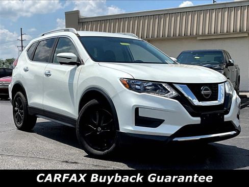 Used 2018 Nissan Rogue SV w/ Premium Package AWD/4WD image 3