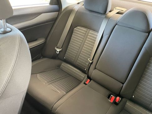 Used 2025 Kia K5 LXS image 38