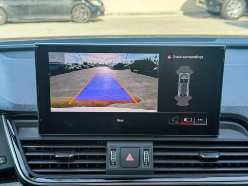 Used 2022 Audi SQ5 Premium w/ Convenience Package image 15