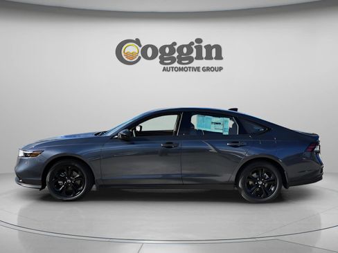 New 2025 Honda Accord SE image 2