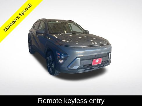 Used 2025 Hyundai Kona SEL AWD/4WD image 11