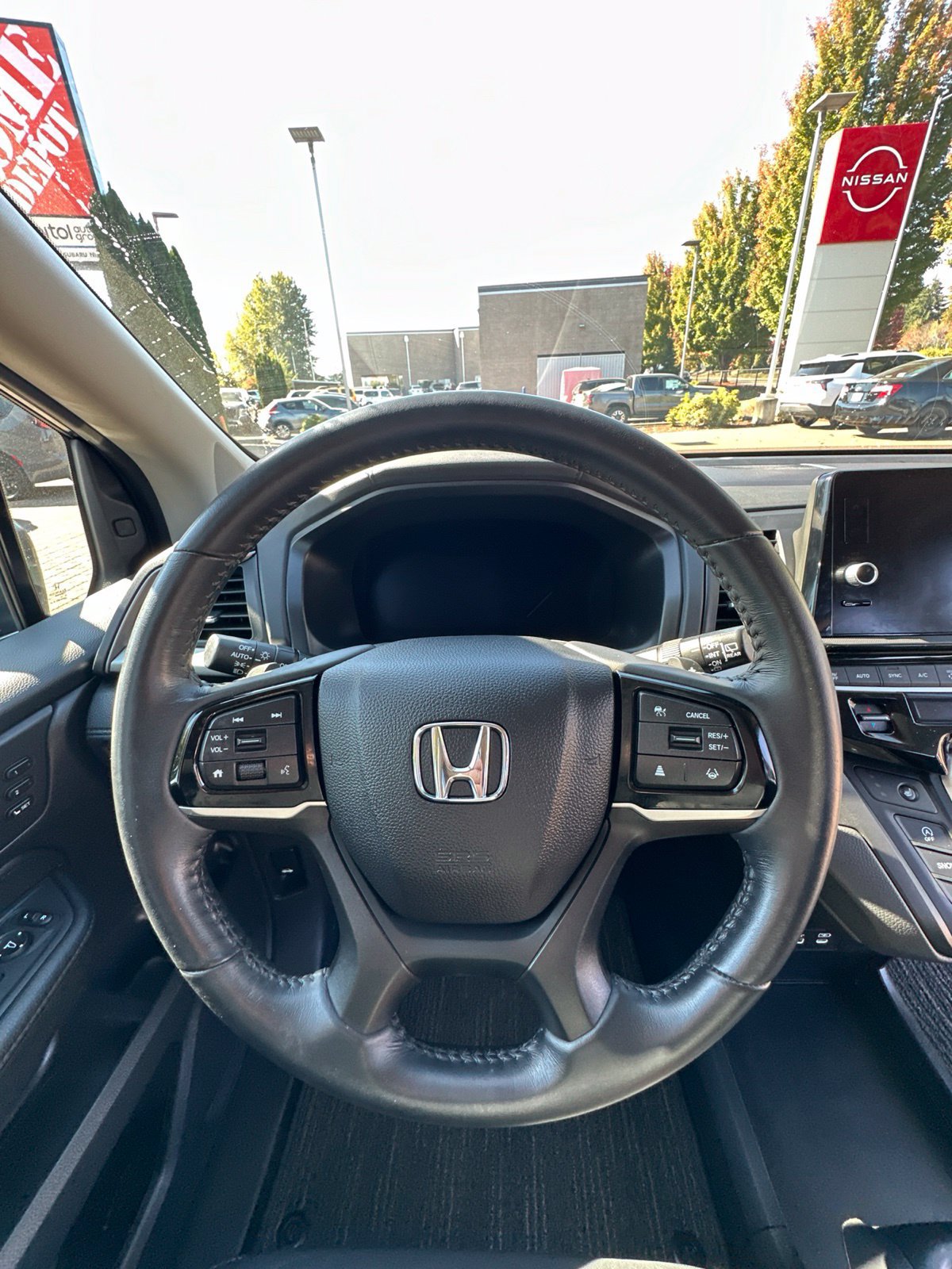 Used 2025 Honda Odyssey EX-L image 18