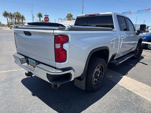 Used 2022 Chevrolet Silverado 2500 LT w/ All Star Edition AWD/4WD image 3