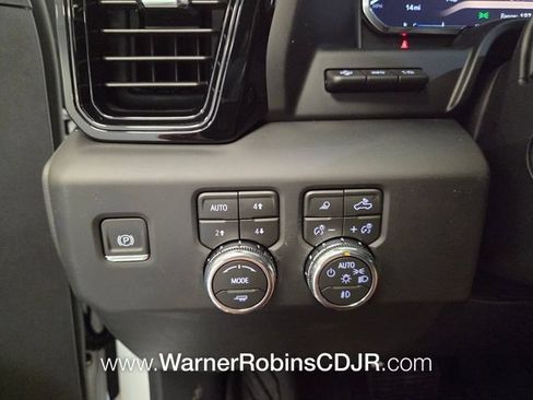 Used 2026 GMC Sierra 1500 AT4 w/ AT4 Premium Package AWD/4WD image 29