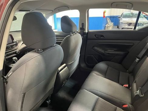 Used 2024 Nissan Altima 2.5 SV FWD image 18