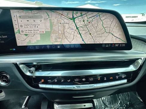 Used 2024 Cadillac Lyriq Luxury image 11