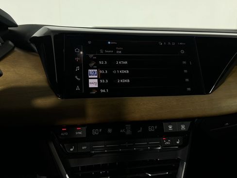 Used 2022 Audi e-tron GT Premium Plus image 17