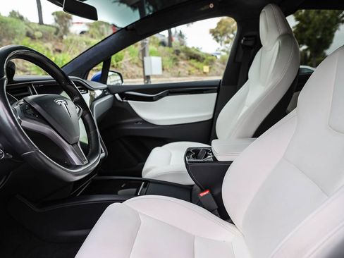 Used 2020 Tesla Model X Performance AWD/4WD image 19