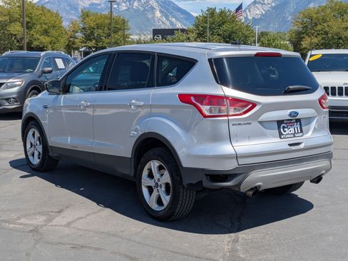 Used 2015 Ford Escape SE FWD image 8