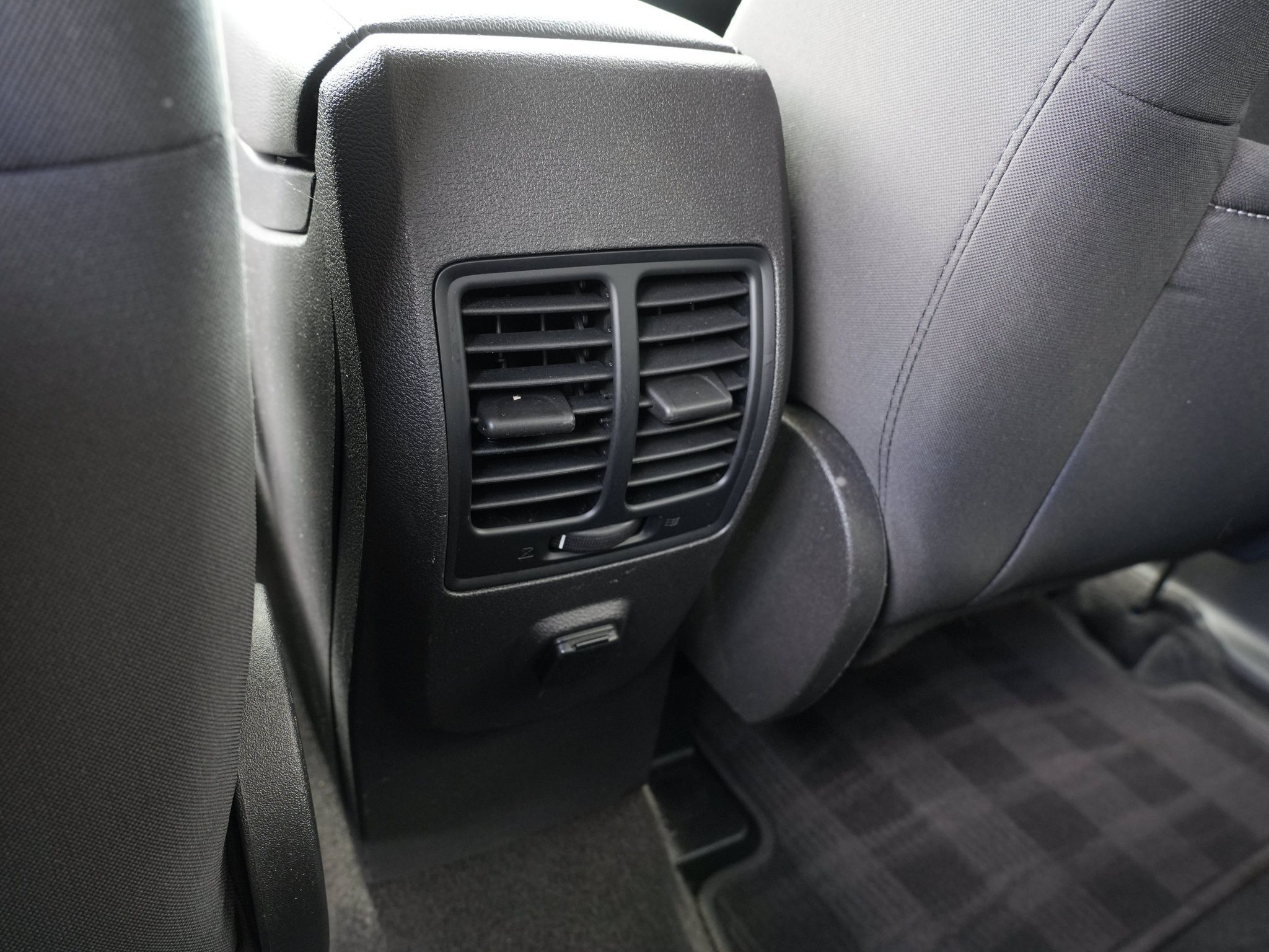 Used 2018 Ford Escape SE AWD/4WD image 29