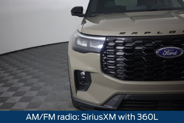 New 2026 Ford Explorer ST-Line w/ ST-Line Street Pack AWD/4WD image 13