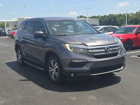 Used 2017 Honda Pilot EX-L image 3