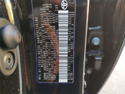 Used 2025 Toyota Corolla SE image 36