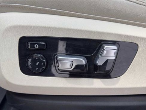 Used 2020 BMW X6 sDrive40i w/ Executive Package image 24