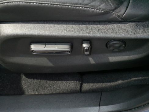 Used 2022 Honda CR-V Touring image 18