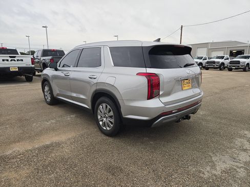 Used 2025 Hyundai Palisade SEL FWD image 5